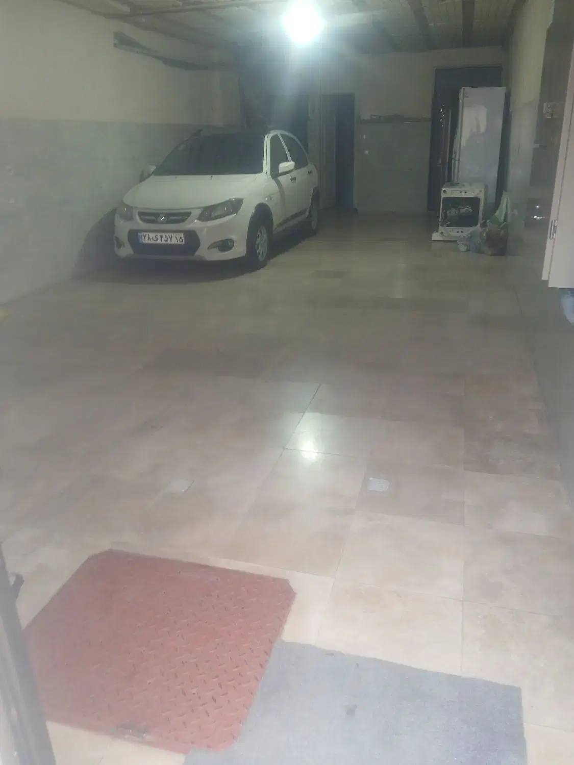 فروش اپارتمان سه طبقه تکمیل باامتیازات جداگانه