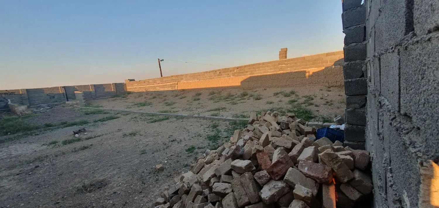 زمین فروشی