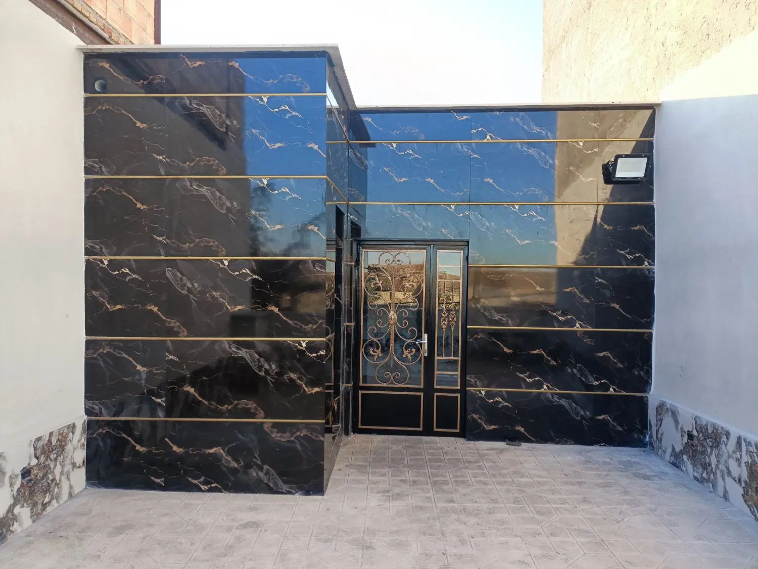 مغازه ی اجاره ای درشهره لاهروده بزرگ