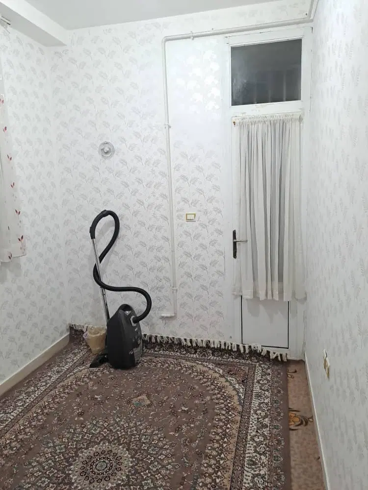 فروش یک واحد مسکونی