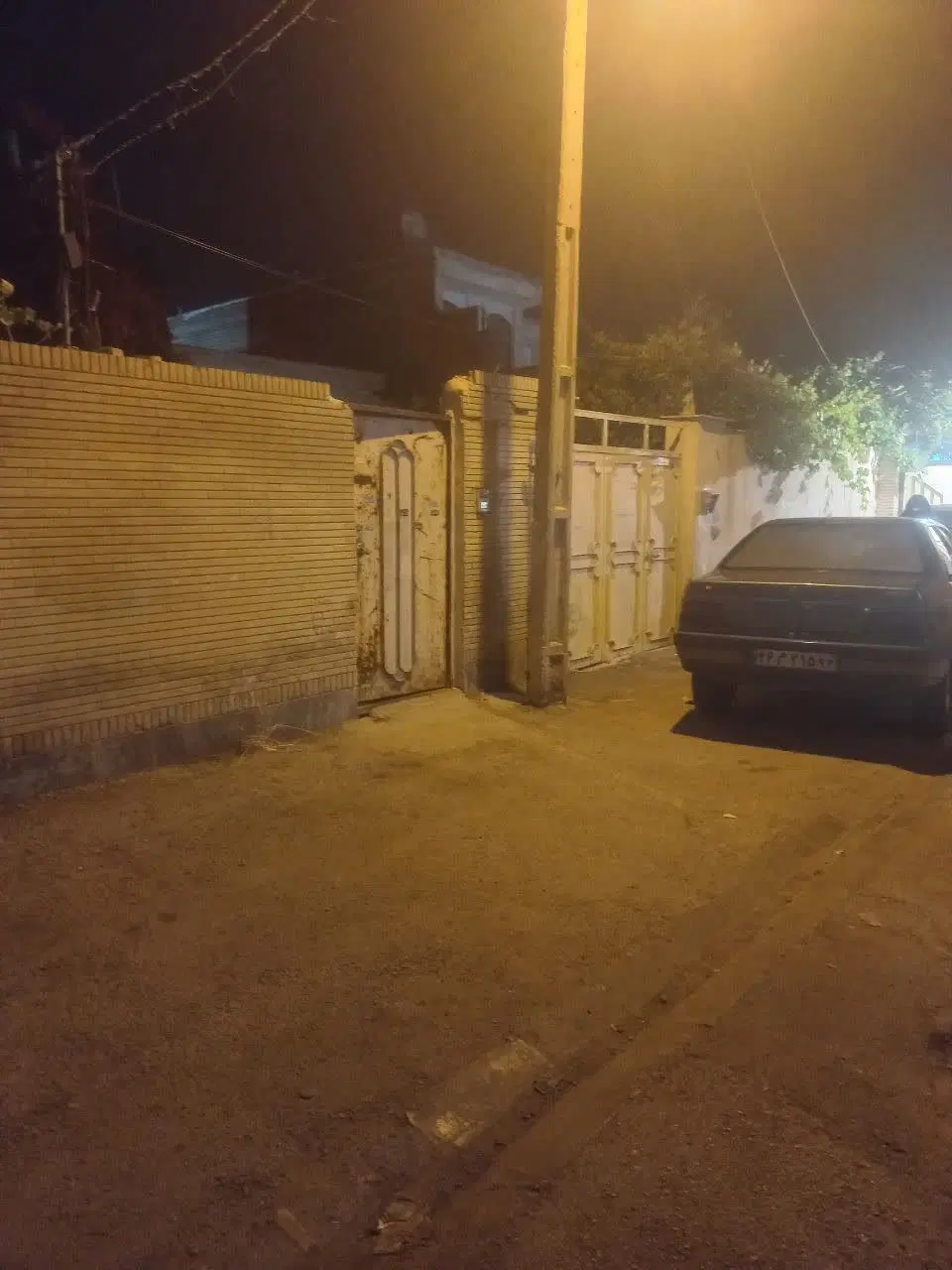 فروش فوری طبقه بالای یک منزل مسکونی
