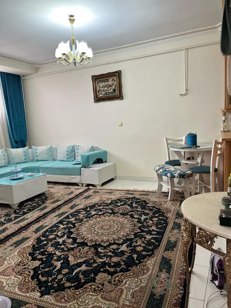 اپارتمان ۵۰متری طبقه۱ وام‌دار اندیشه (داداش‌پور)