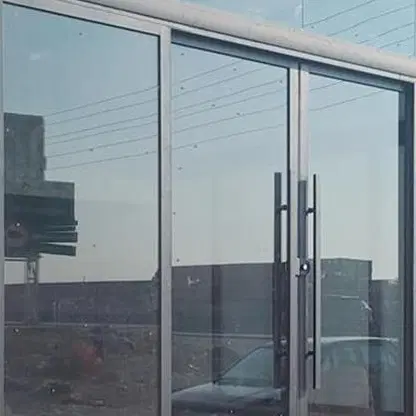 ملک تجاری حاشیه بلوار وکیل آباد