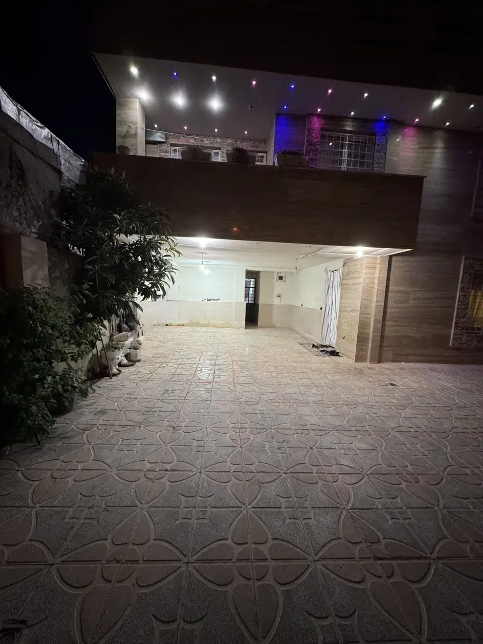 فروش آپارتمان سه طبقه