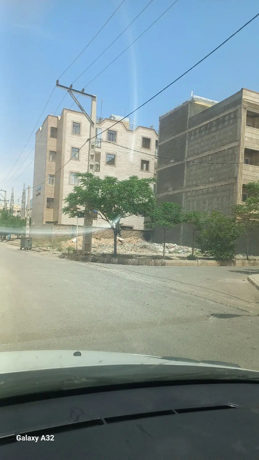 زمین مسکونی