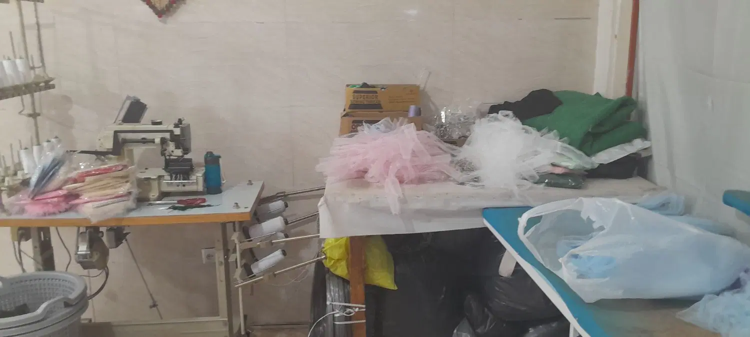یک مغازه به متراژ ۹۰متر در ۲۰متری بهداشت نسیم شهر