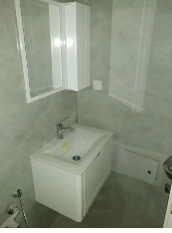 خانه ۹۰ متری  دو خوابه  کلید نخورده جانبازان