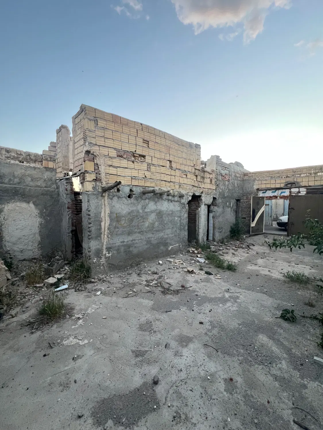 زمین کلنگی واقع در کوی گلستان محله طاهر۲۰