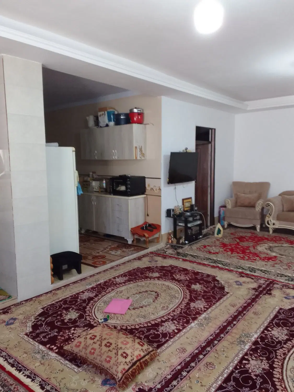 یک باب حیاط سداوار روبروی مخابرات