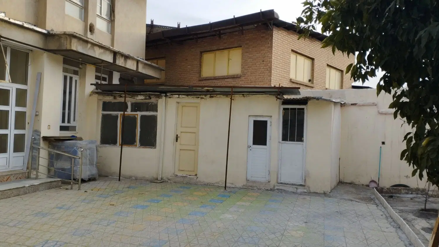 کرایه یک سوئیت مسکونی