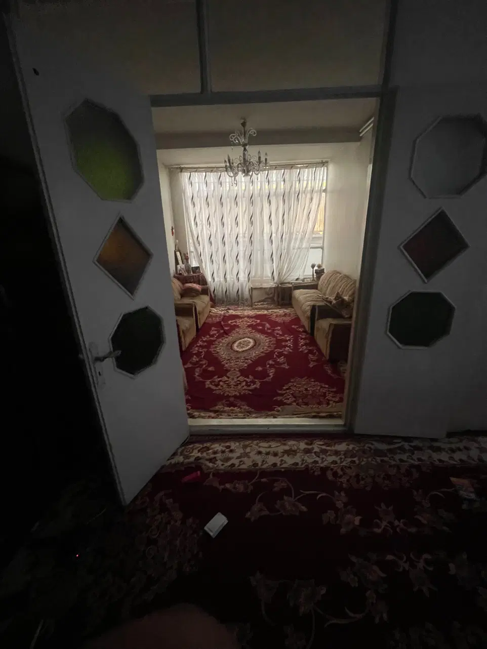 خانه سه طبقه دو تا مستاجر جدا