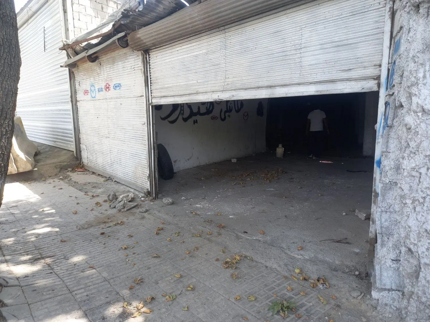 انبار ۱۰۰ متری ملارد