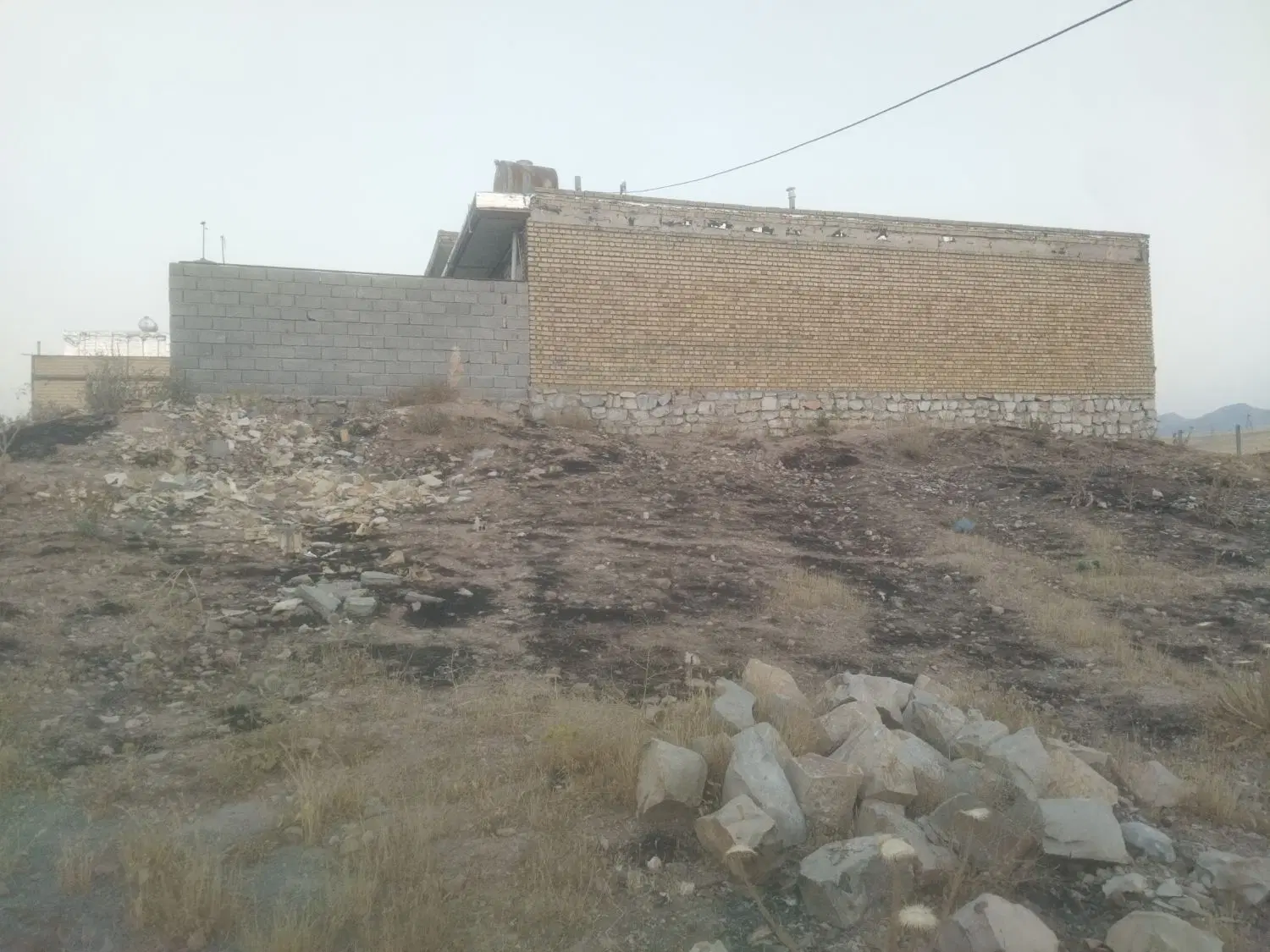 زمین کهریز آریاشهر