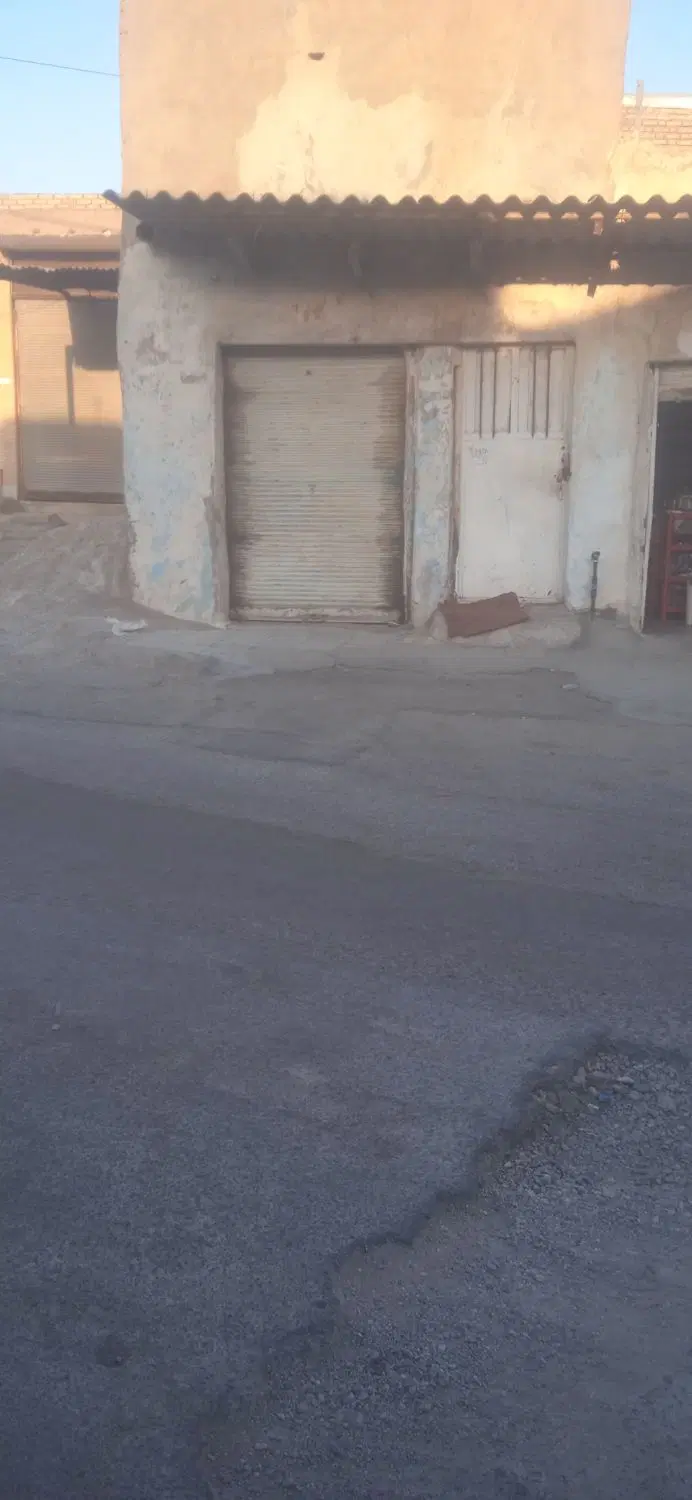 مغازه فروشی .جاده صاحب الزمان .بازاربابادیها