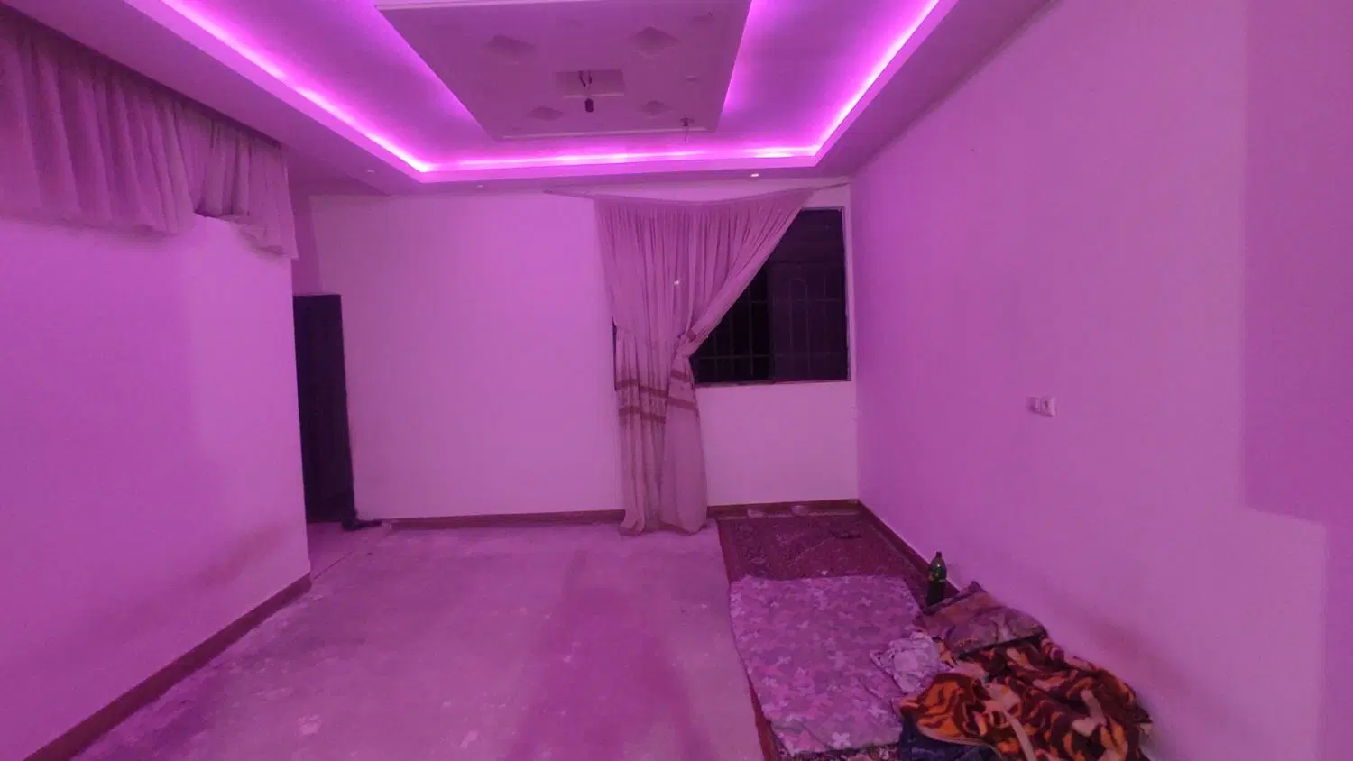 خانه 75متری شاهنامه با پروانه ساخت