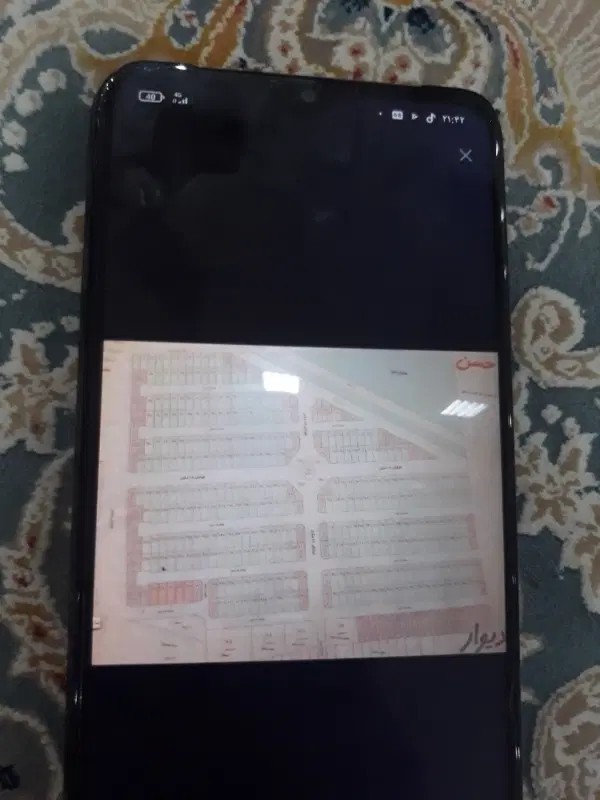 زمین ۱۸۰متری