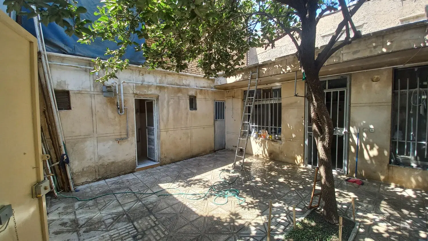 فروش خانه ویلایی دربستی چوب فروش ها