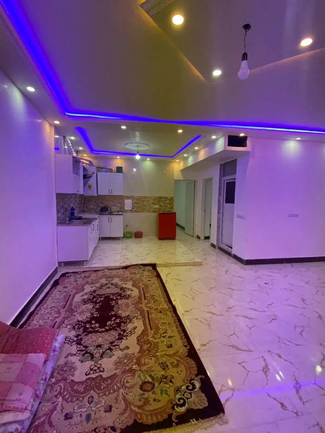 منزل اجار ه ای و رهن در کرونی