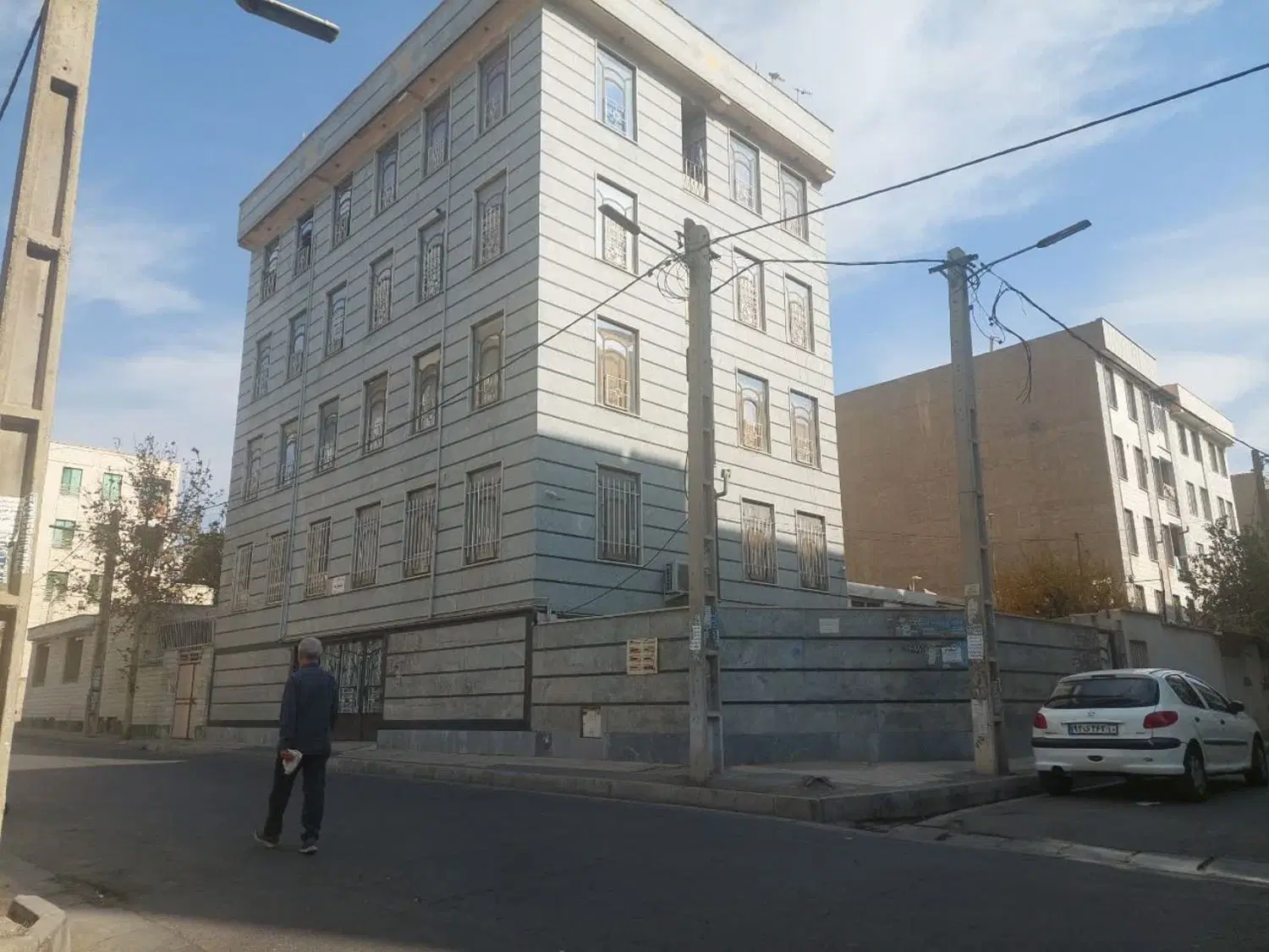 ۶۶ متری دوخوابه شیک سند تک برگ سبز