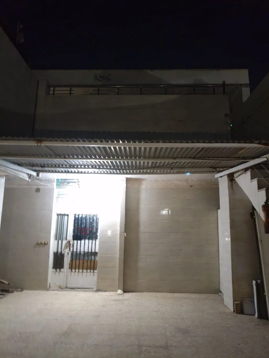 اجازه انبار 180 متری