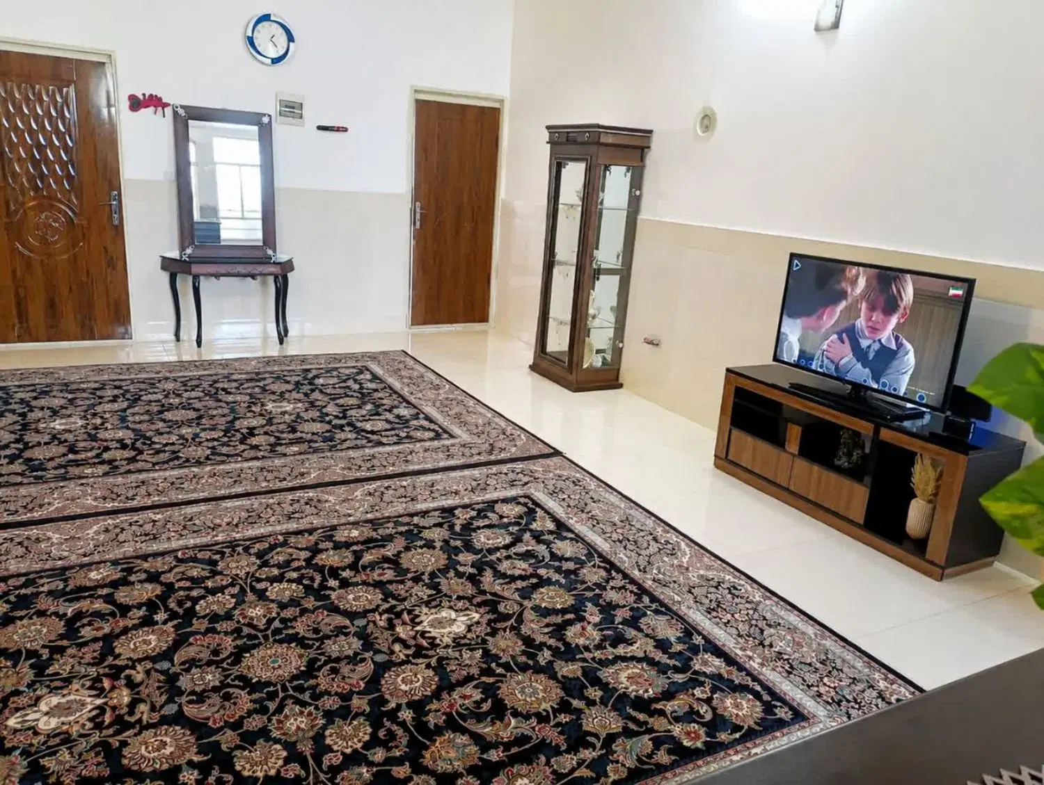 ۸۰متری تک خواب طبق اول بالای همکف