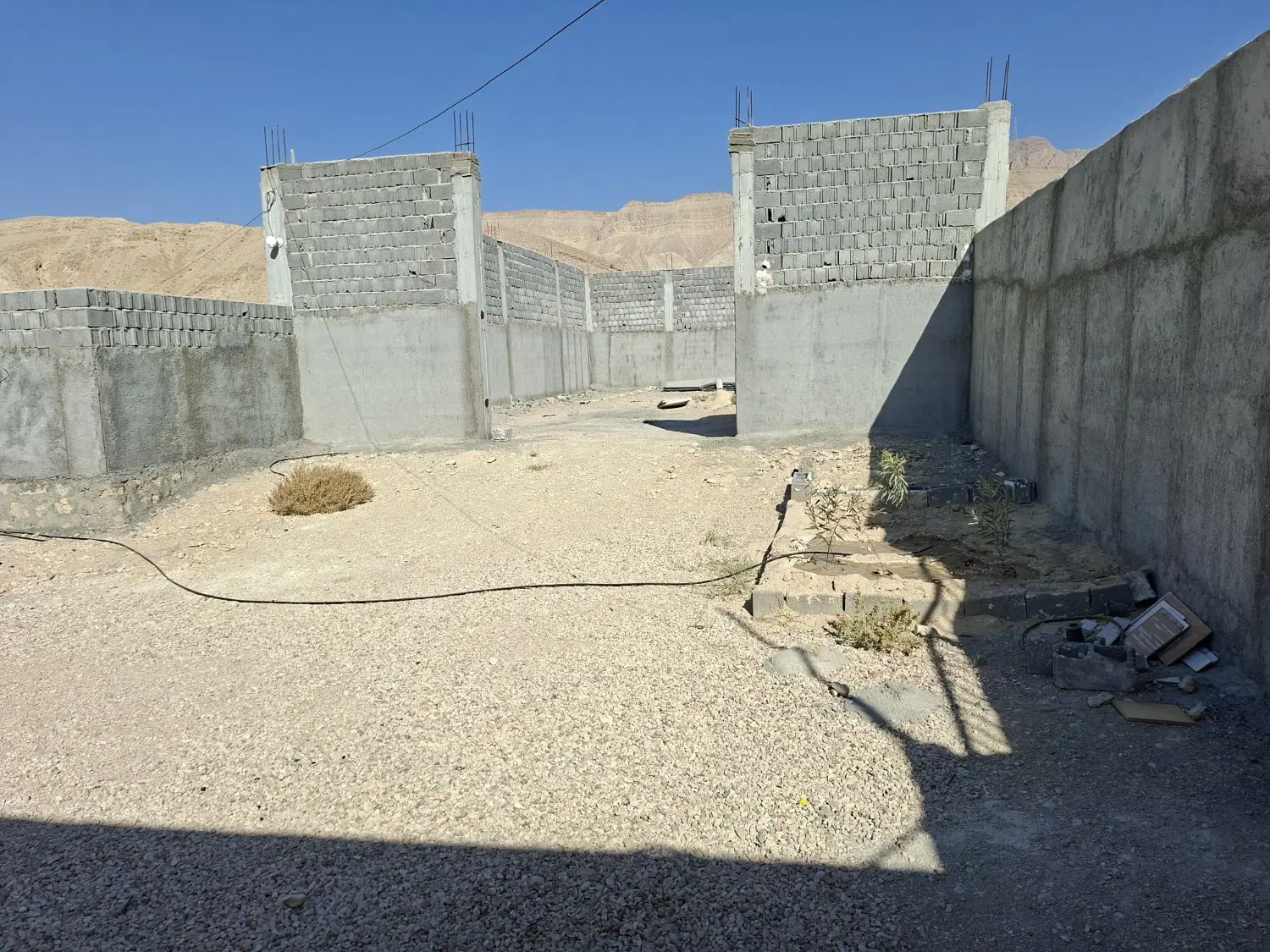 اجاره گاوداری به همراه انبار ۲۰۰ متری و سوییت مجهز