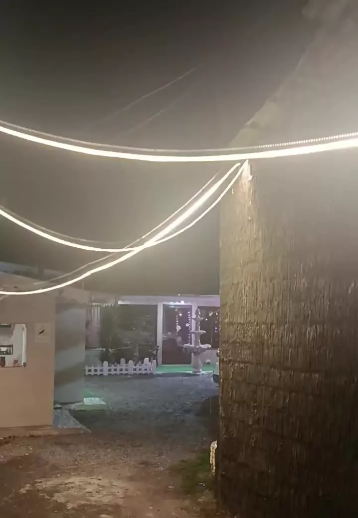 فروش رستوران و اقامتگاه نزدیک منطقه آزاد