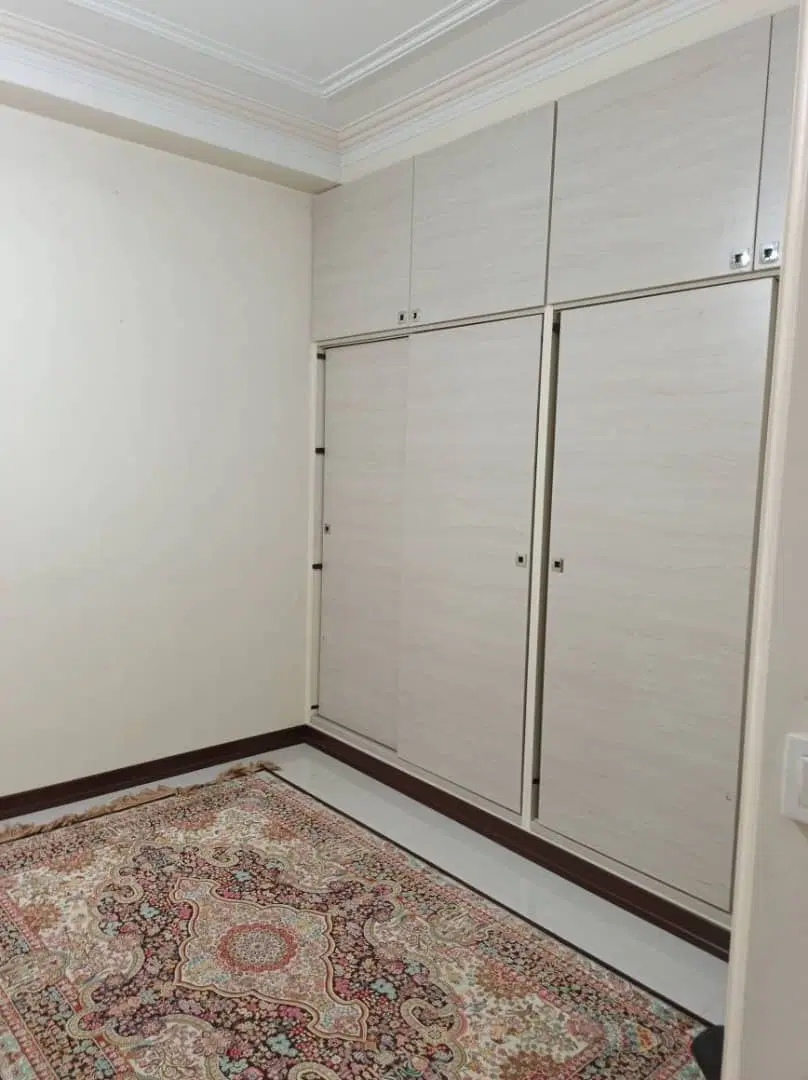 ساختمان کلنگی ۶ دانگ