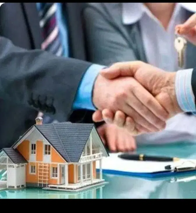 کرونی زمین ۱۳۱ متری ملکی نزدیک درمانگاه