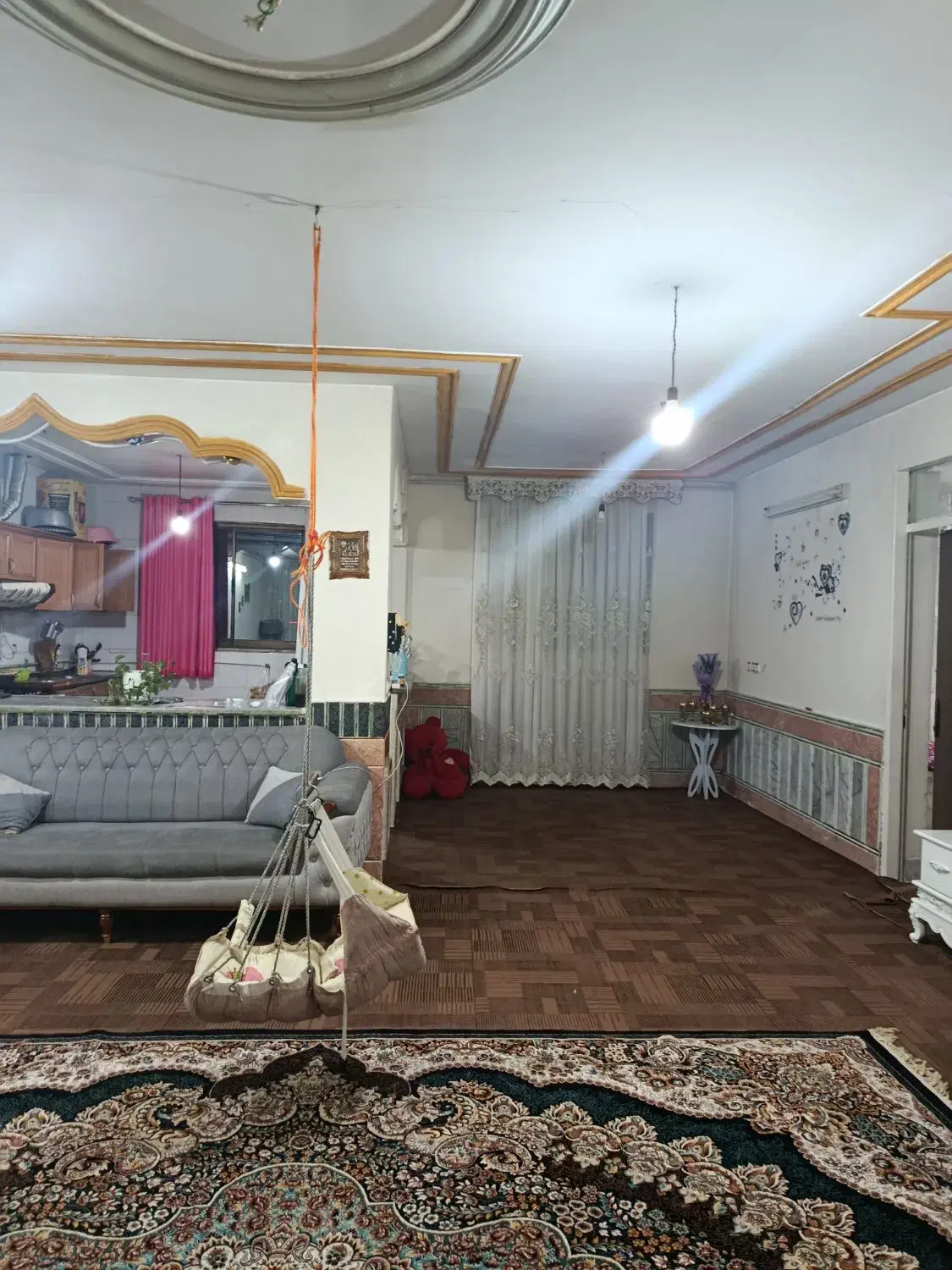 ساختمان دوطبقه