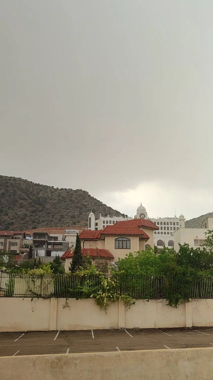 واحد تجاری-اداری