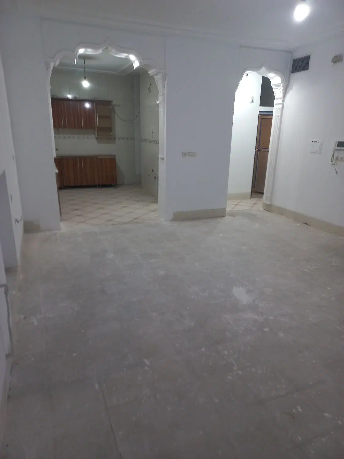منزل دوطبقه