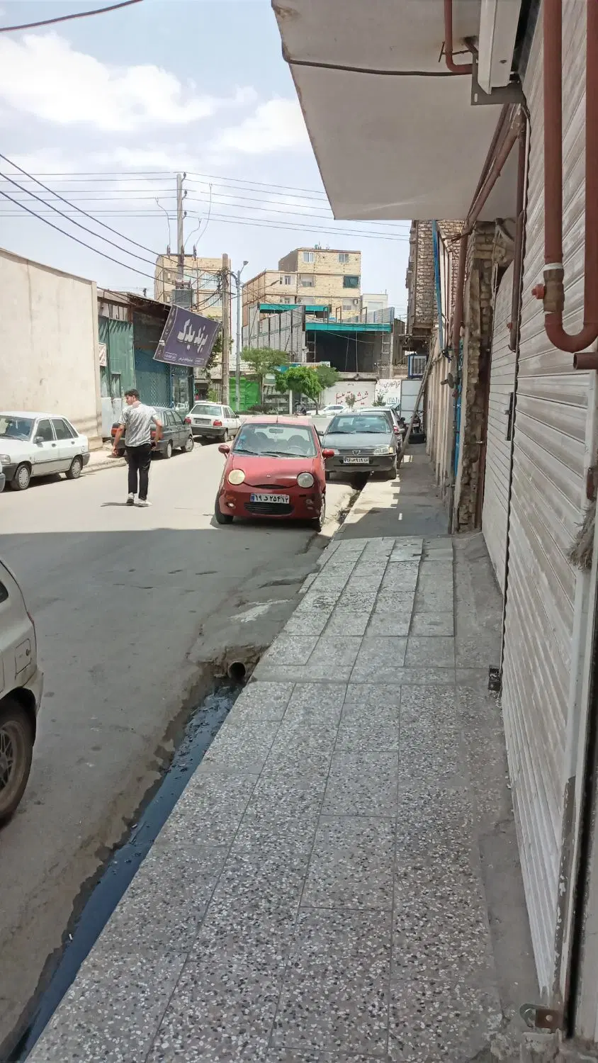 مغازه فروشی حاشیه توس ۷۴