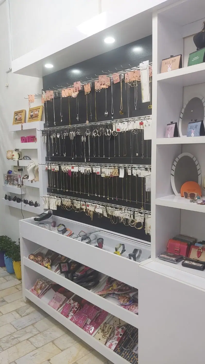 واگذاری فروشگاه بدلیجات