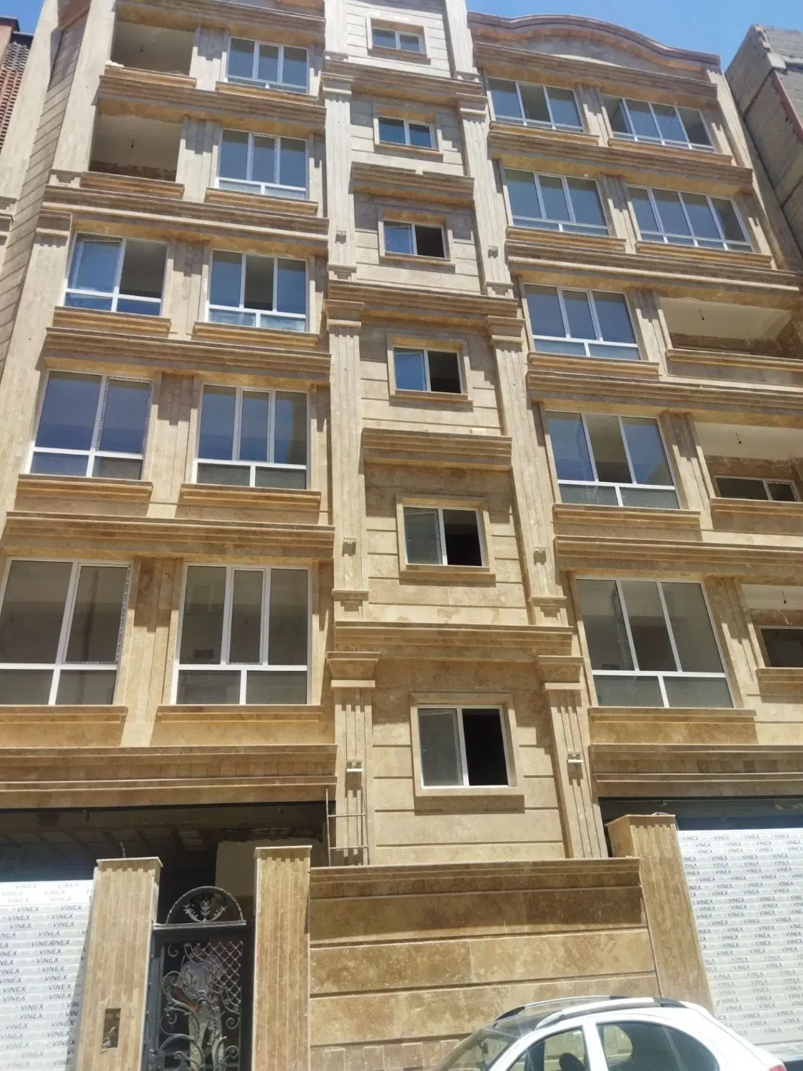 زمین تجاری