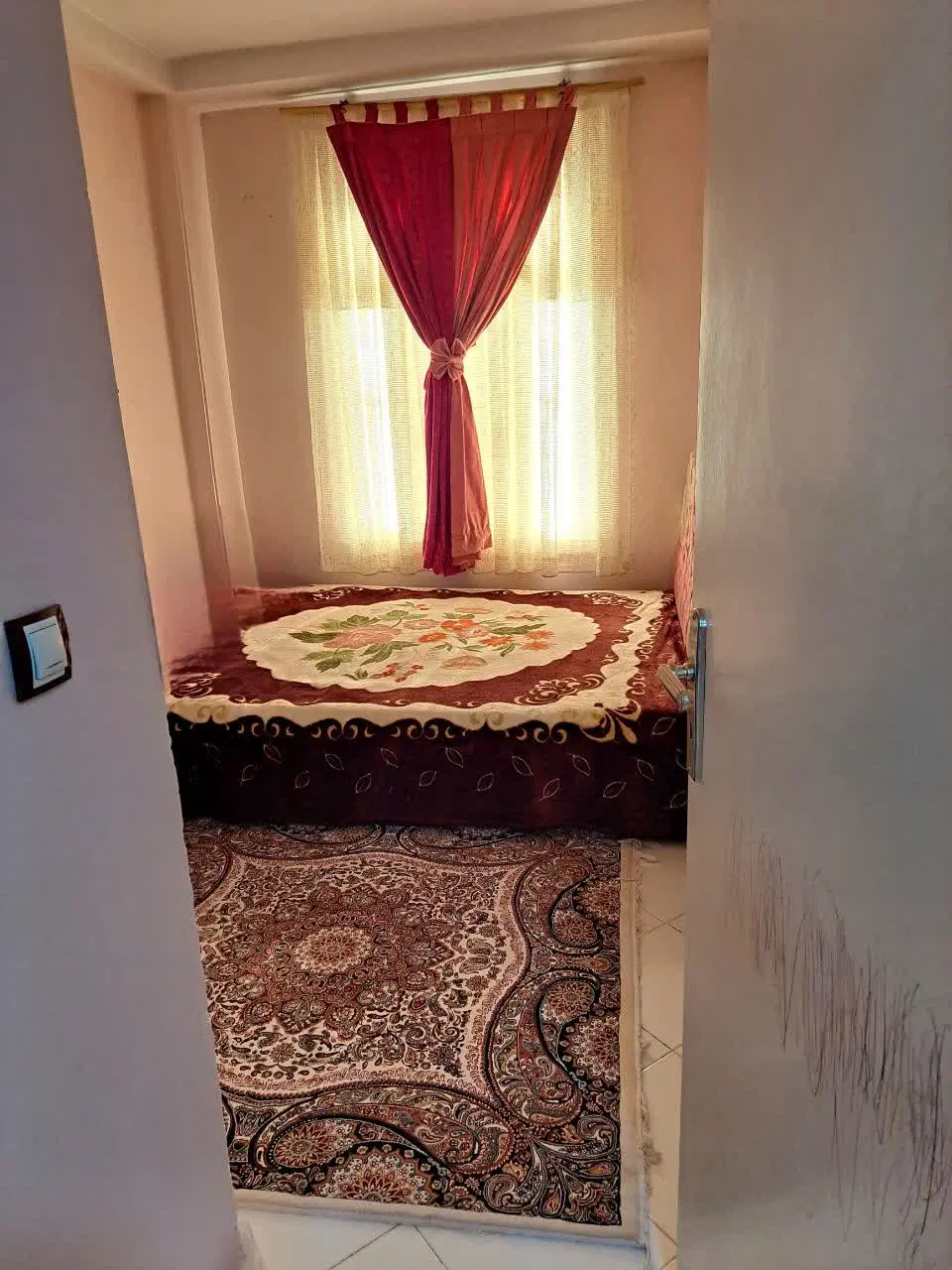 آپارتمان ۷۳ متری پونک