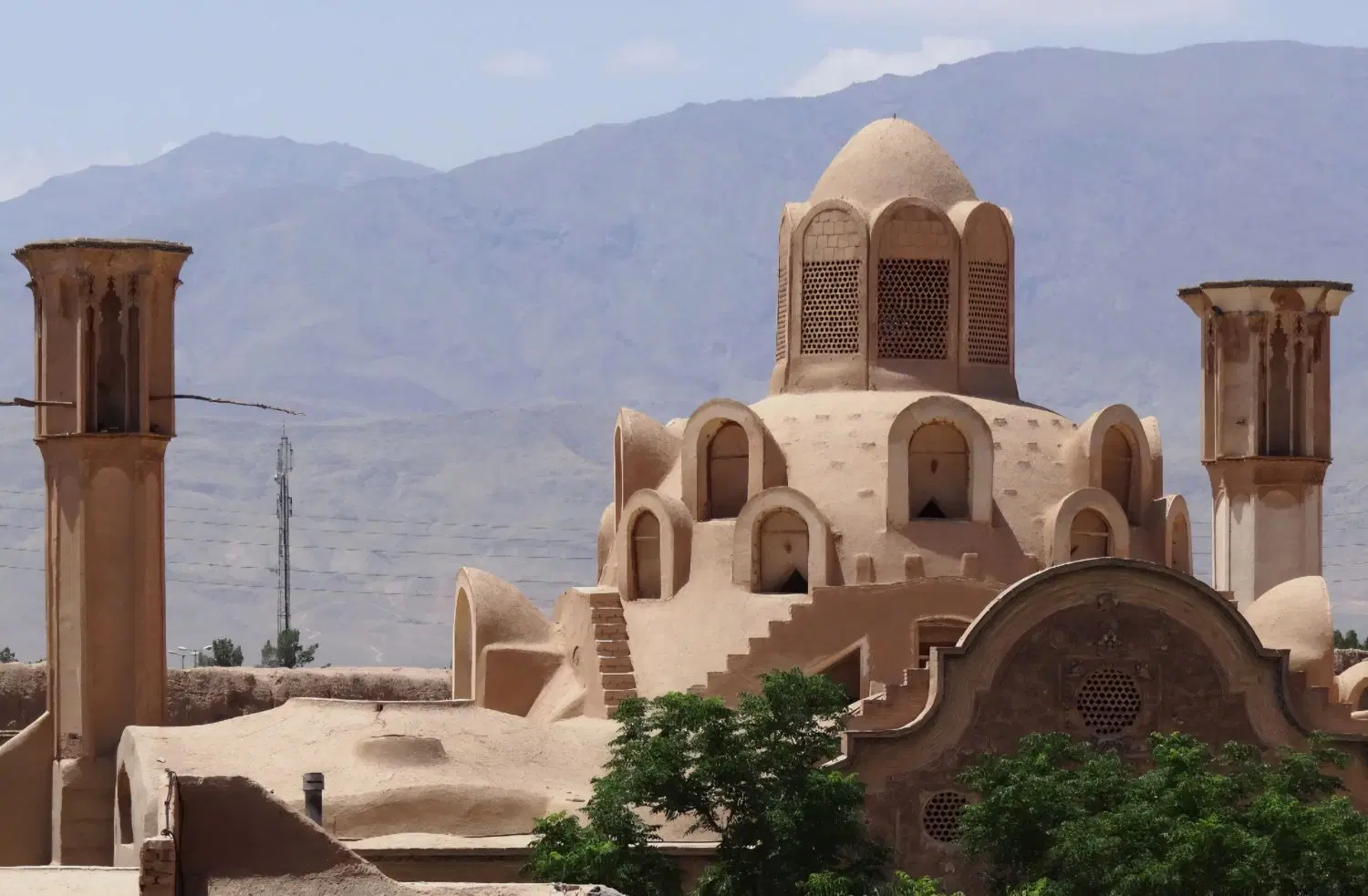 اجاره سوییت ۴۰ متری بلوار خادمی