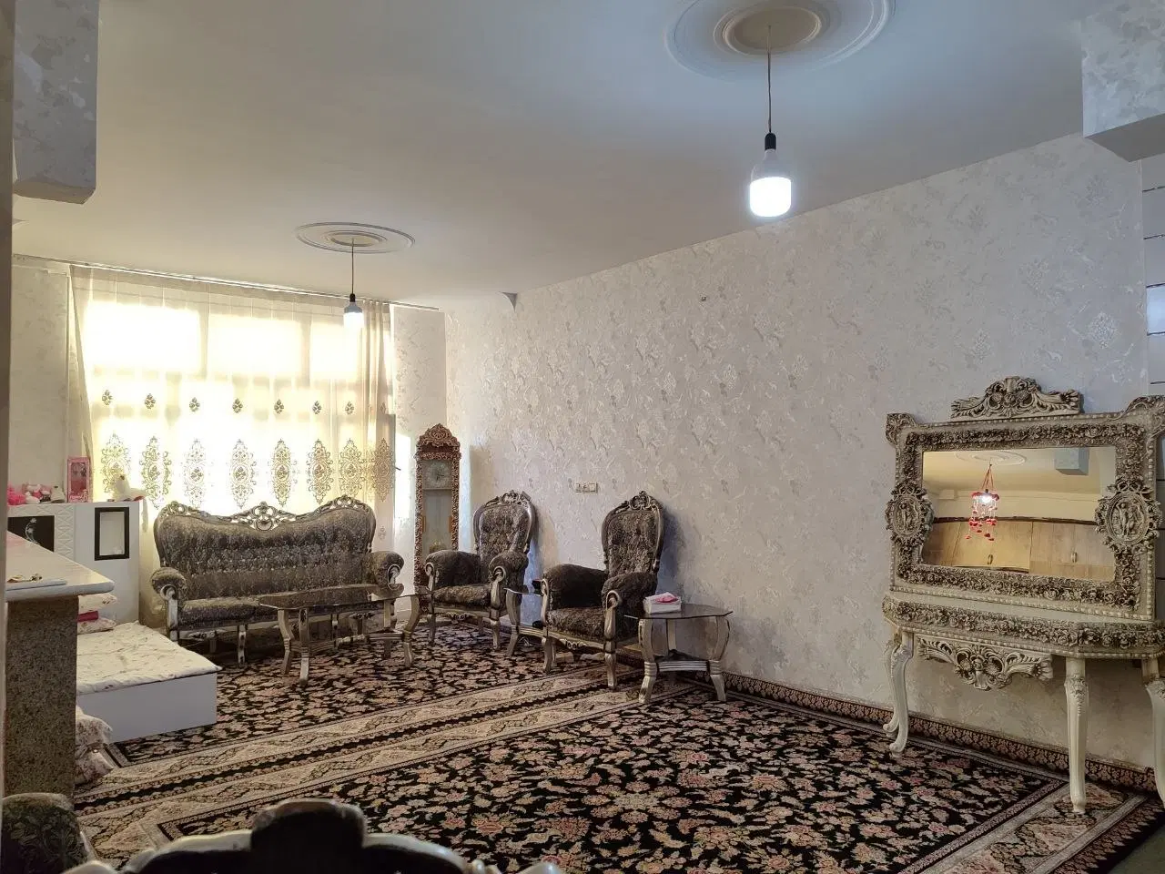 آپارتمان تک واحدی .بسیج