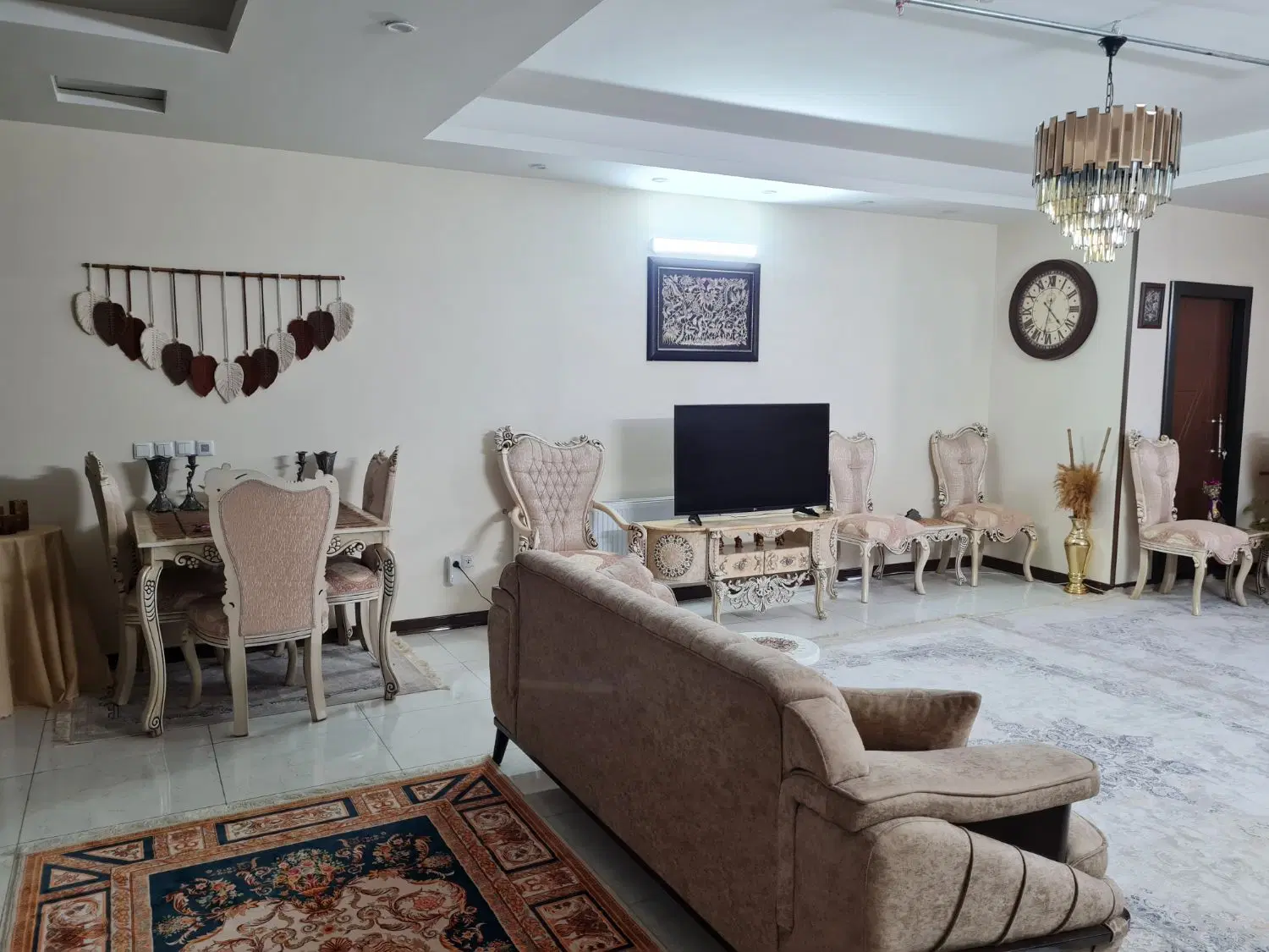 آپارتمان خیابان امام خمینی