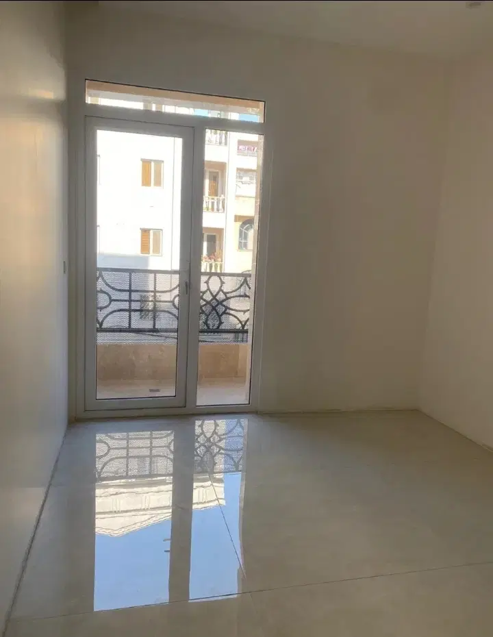 ۸۵متر سالن پرده خور خوش نقشه گلستان فردوس شرق