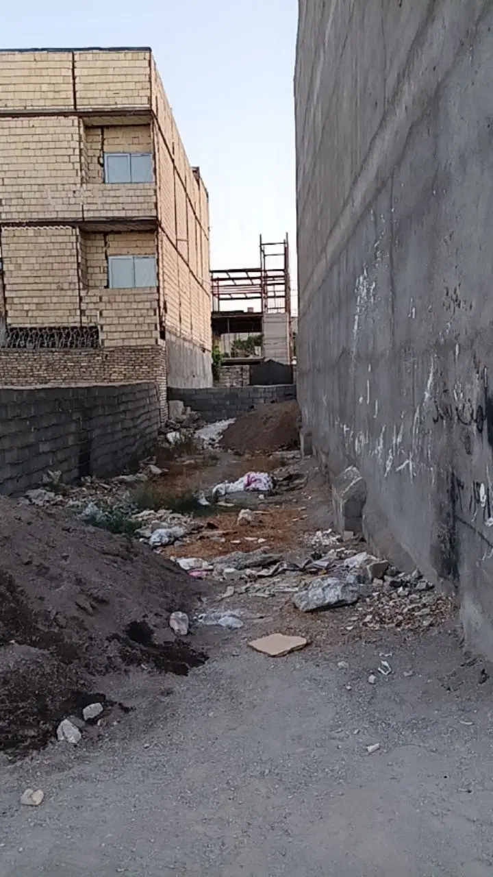 یه قطعه زمین فروشی داخل بافت