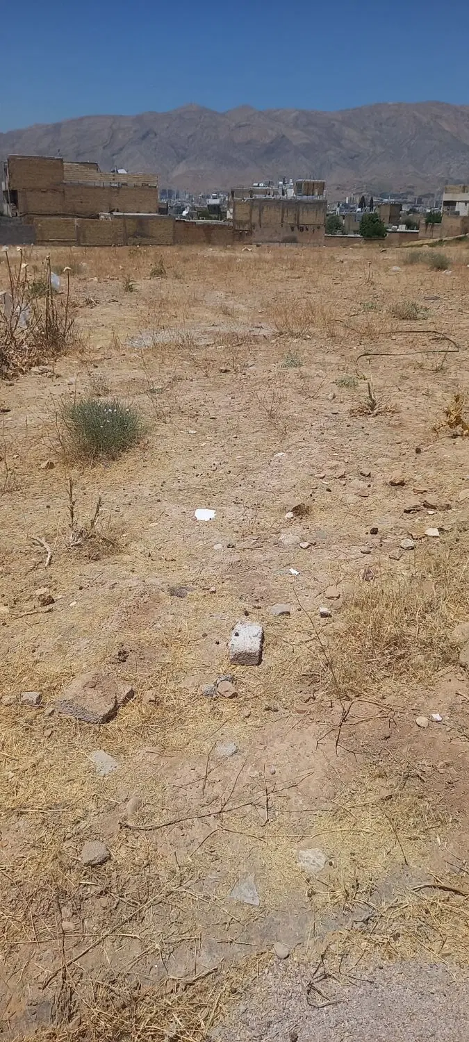 زمین مسکونی