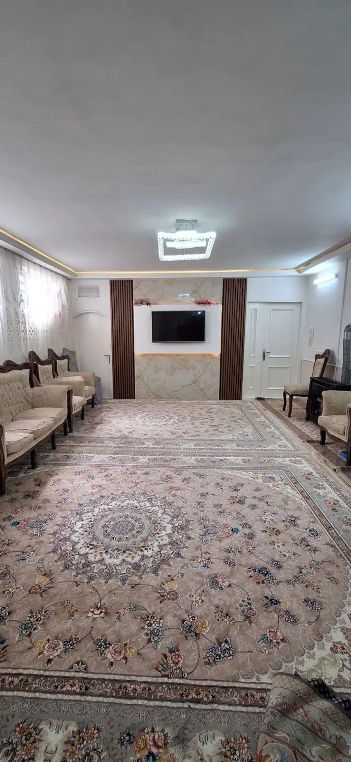 همخونه_نیشابوری نیستم