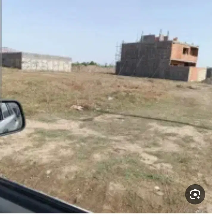 زمین فروشی