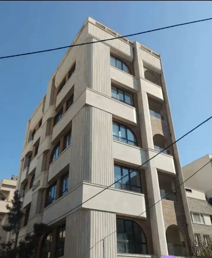 دفتر کار ، مزون ، باشگاه _ ۴۵۰متر_ حاشیه وکیل آباد