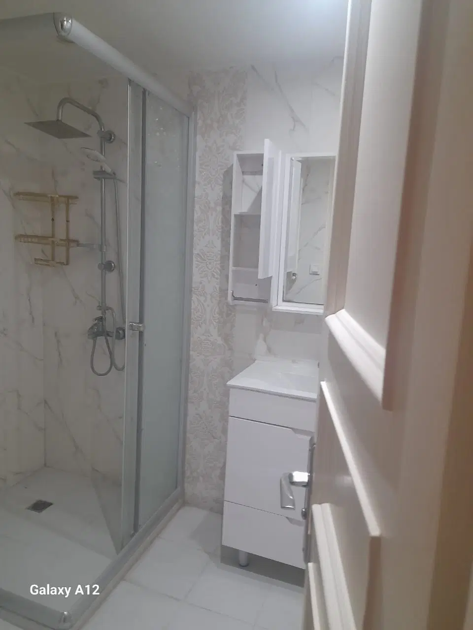 اپارتمان ۱۲۰متر دو خوابه پارک وی