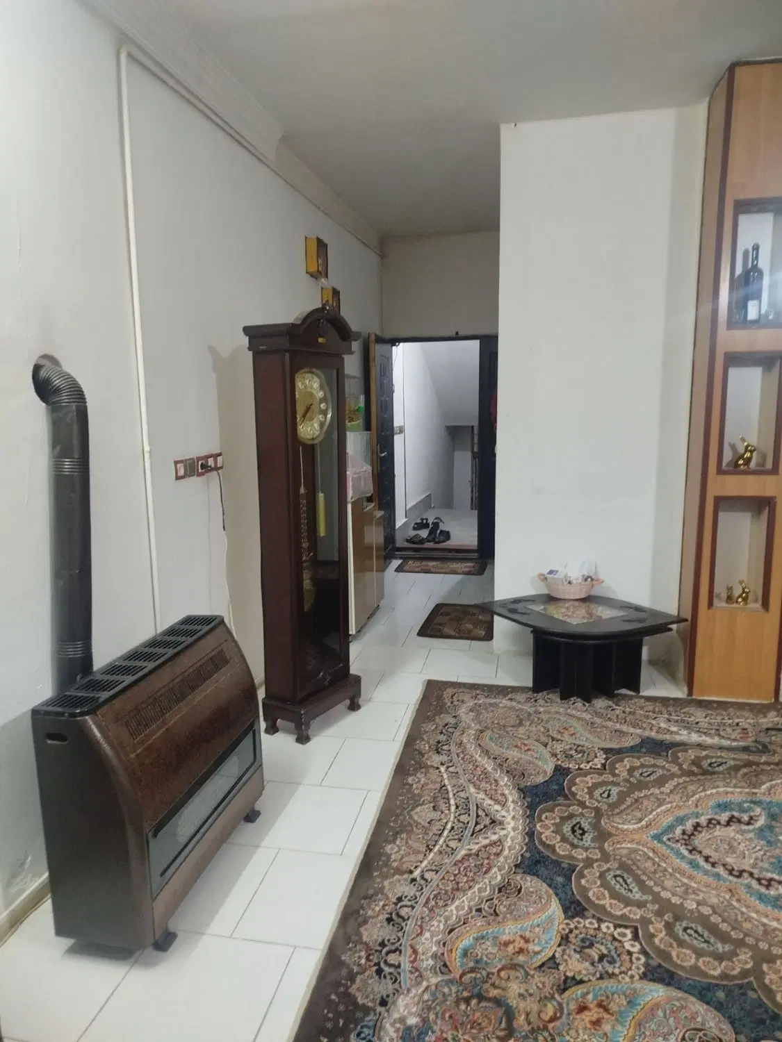 ۹۰ متر دوخواب در چراغچی ۵ شیک طبقه اول