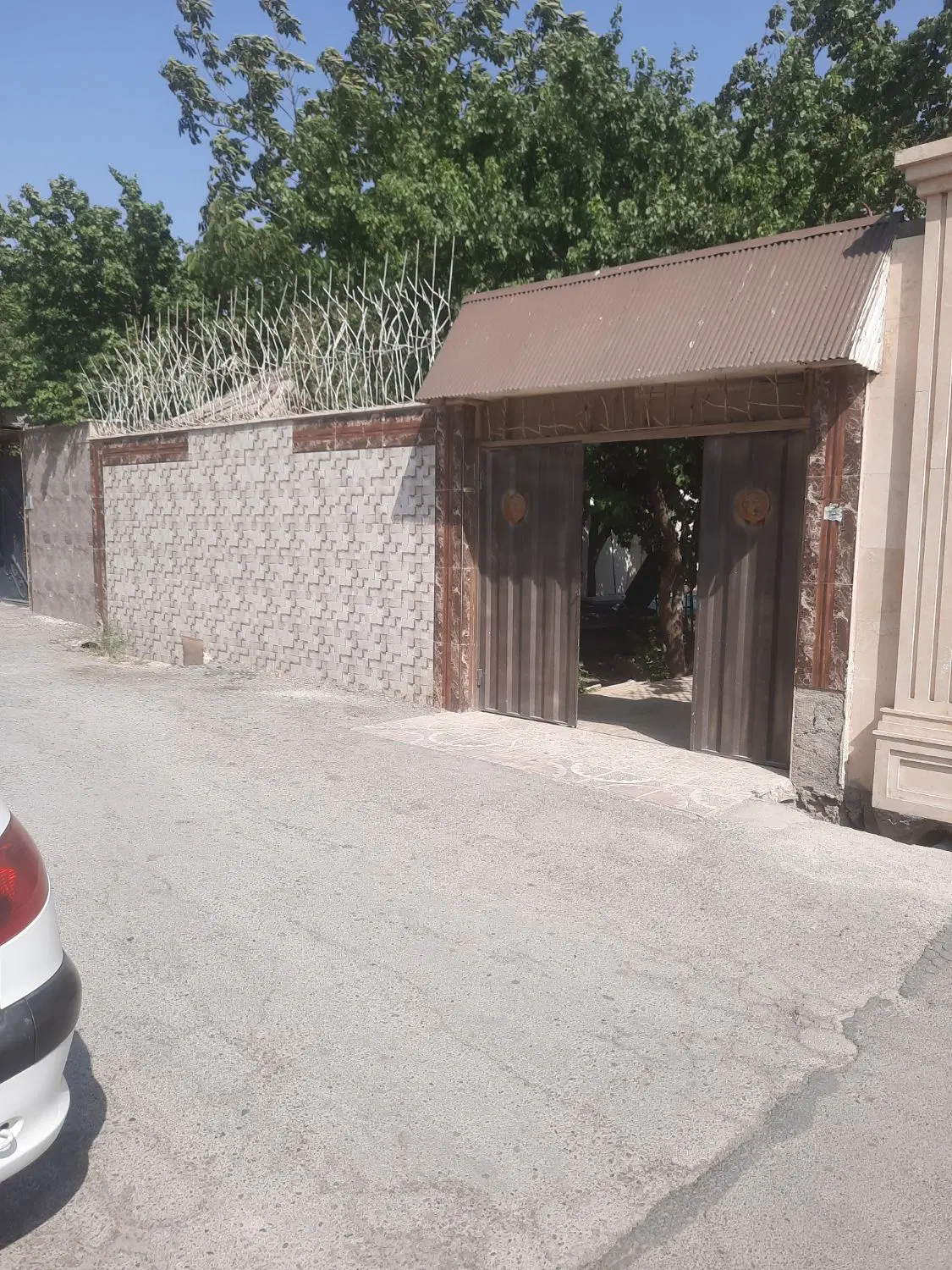 ۲۵۰ متر باغچه نقلی قیمت کاسبی سند دار