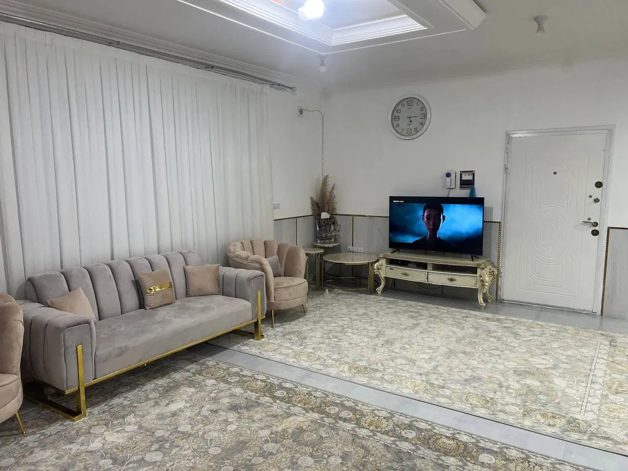 خانه دو طبقه