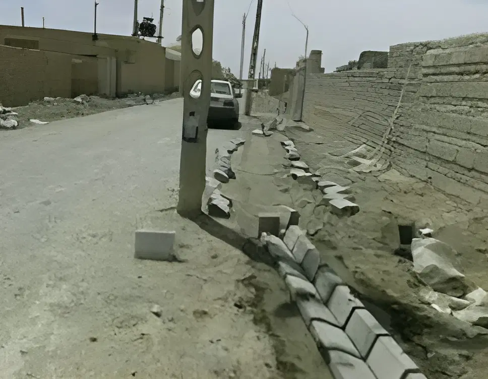 ۲۱۰ متر زمین مسکونی همت آباد